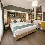 Art Otel 4*