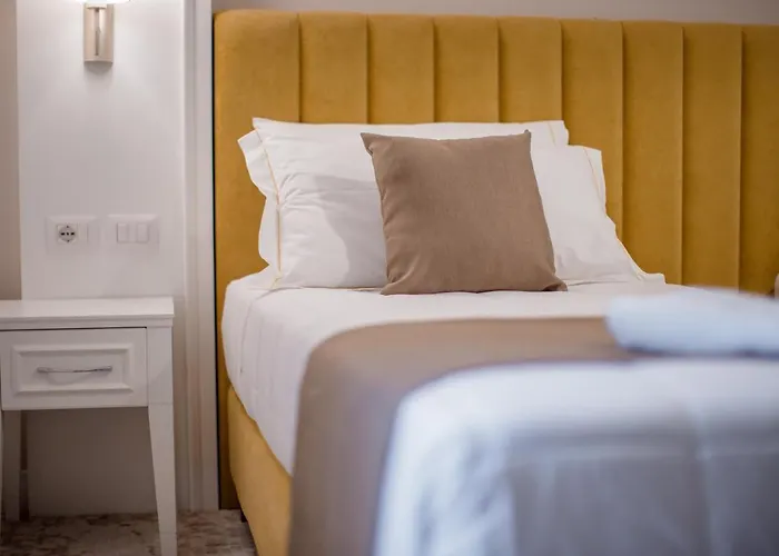 Отель Art Тирана