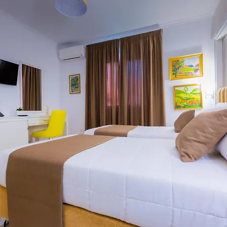 Hotel Art 4*
